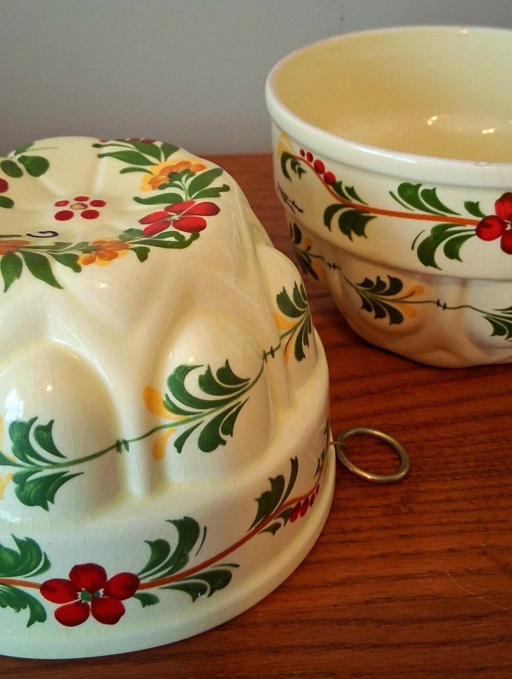 Vintage Set 1970s Teleflora Jello-Mold Floral Planters Hand Painted In Portugal